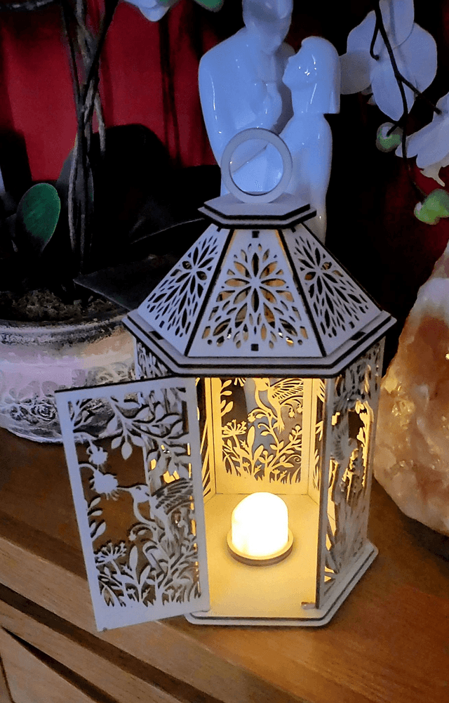 Hummingbird lamp