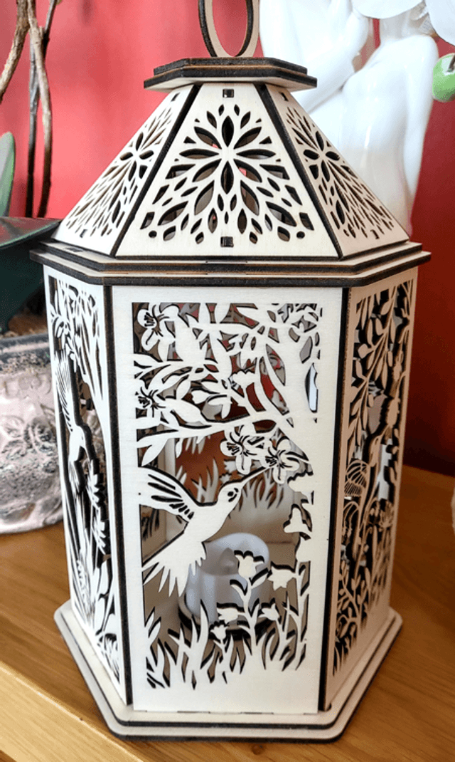 Hummingbird lamp